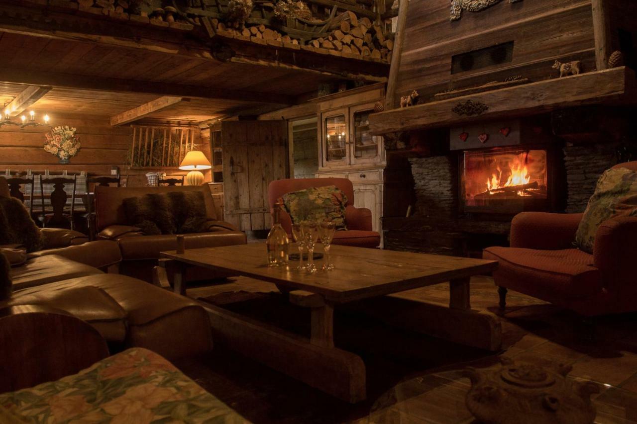 Reine Des Aravis - Chalet Isole فلوميه المظهر الخارجي الصورة